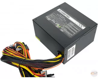 Блок питания 700W Chieftec SMART (GPS-700A8)