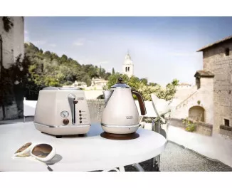 Электрочайник DeLonghi Icona Vintage KBOV 2001.BG