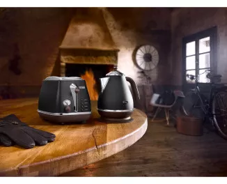 Тостер DeLonghi Icona Vintage CTOV 2103.BK