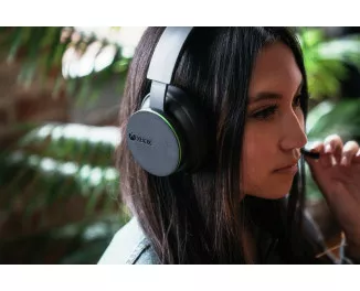 Беспроводная гарнитура Microsoft Xbox Wireless Headset (TLL-00001 / TLL-00002)