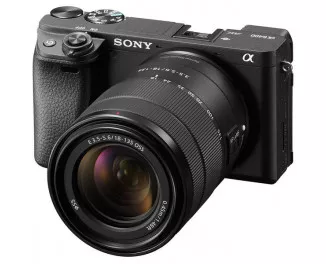 Бездзеркальний фотоапарат Sony Alpha A6400 kit 18-135 Black (ILCE6400MB.CEC)