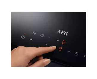 Электрическая варочная поверхность AEG HRB32310CB