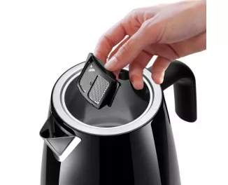 Электрочайник DeLonghi KBY 2011 BK (KBY2011BK)