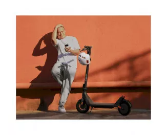 Электросамокат Xiaomi Mi Electric Scooter 4 Lite