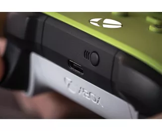 Геймпад беспроводной Microsoft Xbox Series X | S Wireless Controller Electric Volt (QAU-00022)