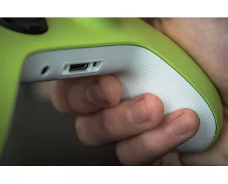 Геймпад беспроводной Microsoft Xbox Series X | S Wireless Controller Electric Volt (QAU-00022)