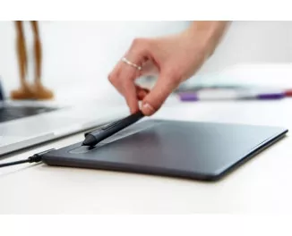Графический планшет Wacom Intuos S Black (CTL-4100K-N)