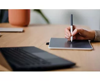 Графический планшет Wacom One S Bluetooth (CTC4110WLW1B)