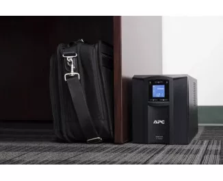 ДБЖ APC Smart-UPS C 1000VA/600W (SMC1000IC)