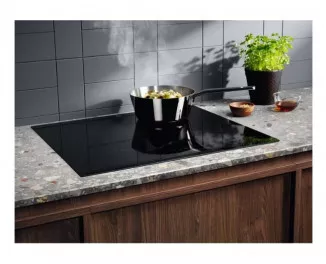Індукційна варильна поверхня Electrolux EIT61443B