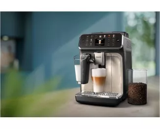 Автоматична кофемашина PHILIPS Series 5500 (EP5547/90)