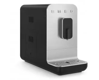 Кавомашина автоматична SMEG BCC11BLMEU