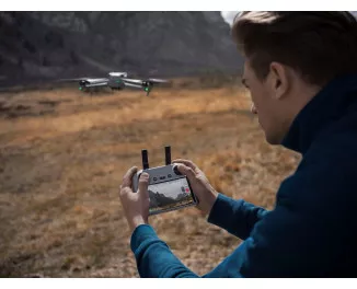 Квадрокоптер DJI Air 3 Fly More Combo with RC 2 (CP.MA.00000693.01, CP.MA.00000693.04)