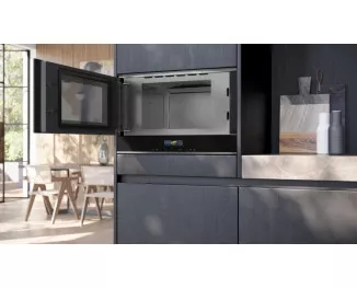 Микроволновая печь Siemens iQ700 BF722L1B1