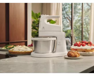 Миксер Electrolux ESM4W (910003748)