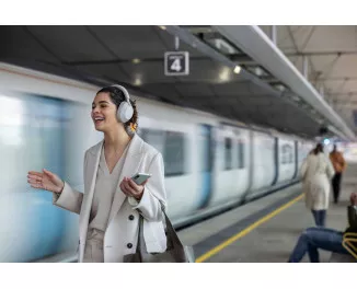 Бездротові навушники Sony WH-1000XM5 Silver