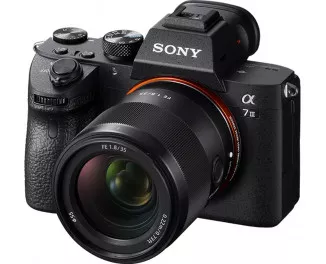 Объектив Sony FE 35mm F1.8 (SEL35F18F.SYX) Black