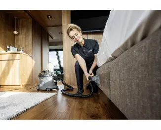 Пылесос Karcher Puzzi 8/1 (1.100-240.0)