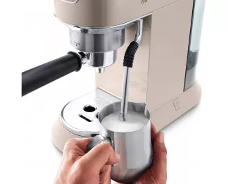 Рожковая кофеварка DeLonghi Dedica Arte EC 885.BG