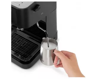 Рожкова кавоварка DeLonghi EC 230.BK