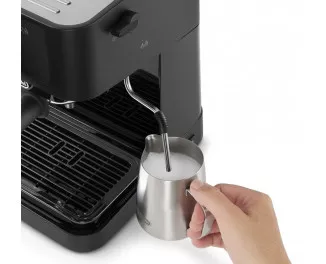 Рожкова кавоварка DeLonghi EC 235.BK