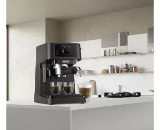 Рожкова кавоварка DeLonghi EC 235.BK