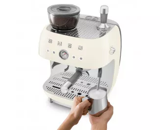 Рожкова кавоварка SMEG EGF03CREU