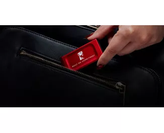 Зовнішній SSD накопичувач 1 ТB Kingston XS1000 Red (SXS1000R/1000GA)