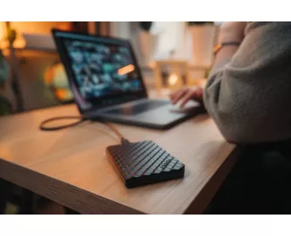 Внешний SSD накопитель 1 TB Verbatim Store 'n' Go Portable (53230)