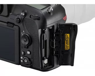 Дзеркальний фотоапарат Nikon D850 body (VBA520AE)